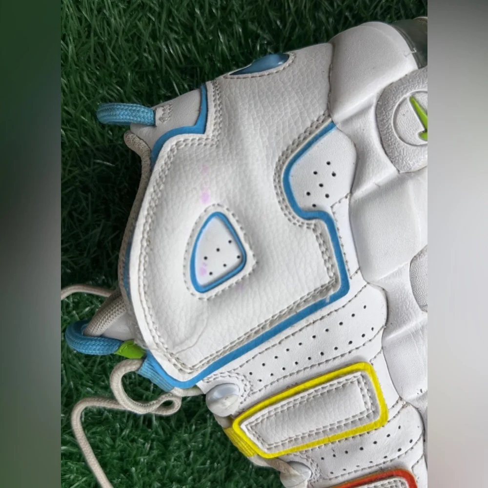 Nike Air‎ More Uptempo White Multi-Color (GS) Size 4.5Y